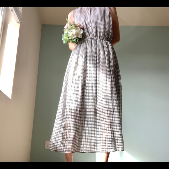 Maison Jules Dresses & Skirts - Plaid pleated dress sizeL